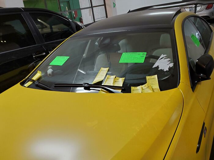 92 Pictures Of People Who Probably Shouldn’t Have A License: “Can’t Park There Mate” 92 Pictures Of People Who Probably Shouldn’t Have A License: “Can’t Park There Mate”