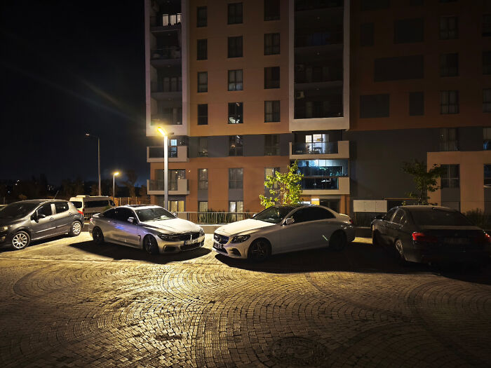 92 Pictures Of People Who Probably Shouldn’t Have A License: “Can’t Park There Mate” 92 Pictures Of People Who Probably Shouldn’t Have A License: “Can’t Park There Mate”
