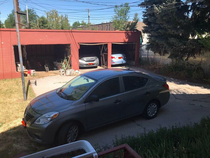 92 Pictures Of People Who Probably Shouldn’t Have A License: “Can’t Park There Mate” 92 Pictures Of People Who Probably Shouldn’t Have A License: “Can’t Park There Mate”