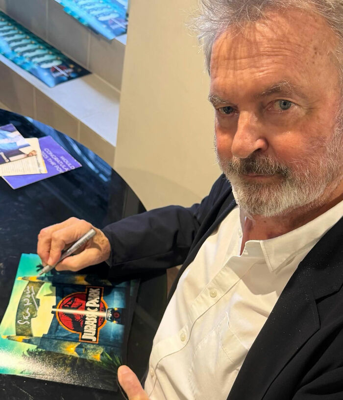 ‘Jurassic Park’ Star Sam Neill Passes Away: “Sudden And Unexpected” ‘Jurassic Park’ Star Sam Neill Passes Away: “Sudden And Unexpected”