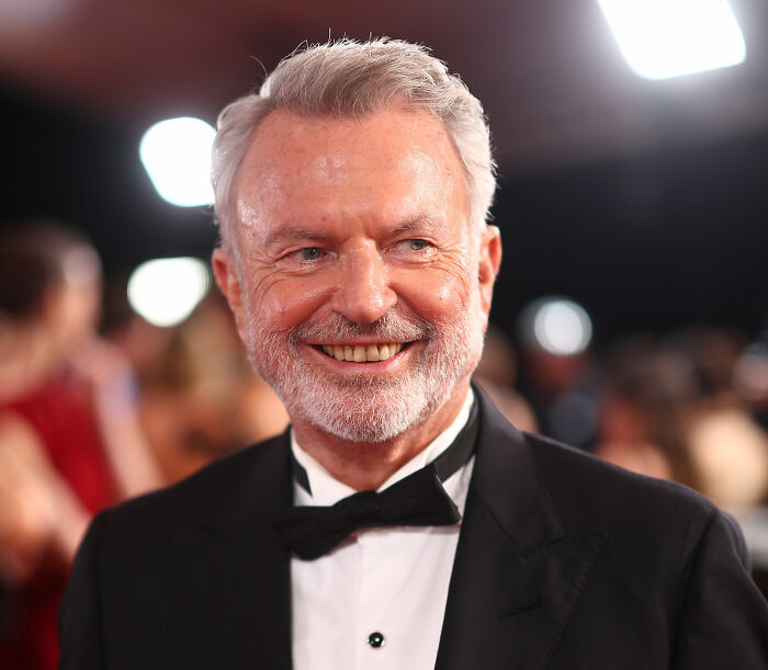 ‘Jurassic Park’ Star Sam Neill Passes Away: “Sudden And Unexpected” ‘Jurassic Park’ Star Sam Neill Passes Away: “Sudden And Unexpected”