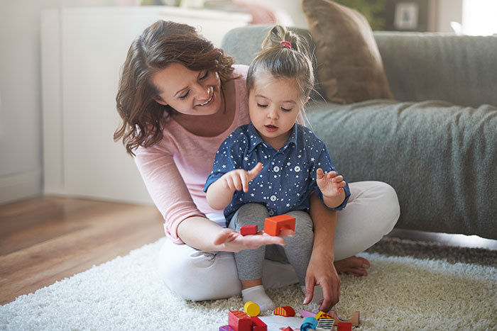 People Are Outraged By These Parents Who Expected Nanny To “Go Above And Beyond” People Are Outraged By These Parents Who Expected Nanny To “Go Above And Beyond”