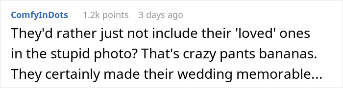 Couple Finds Out They Wore The Wrong Color To A Wedding: “An Idea From TikTok” Couple Finds Out They Wore The Wrong Color To A Wedding: “An Idea From TikTok”