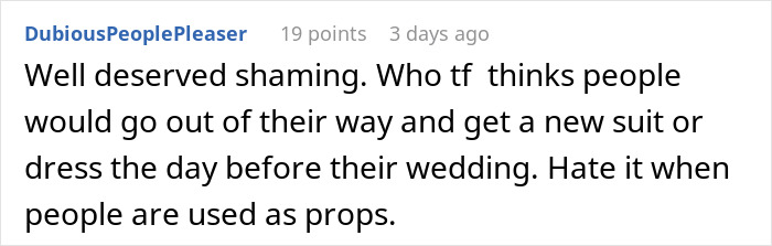 Couple Finds Out They Wore The Wrong Color To A Wedding: “An Idea From TikTok” Couple Finds Out They Wore The Wrong Color To A Wedding: “An Idea From TikTok”