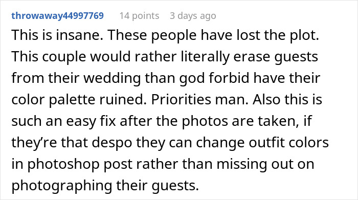 Couple Finds Out They Wore The Wrong Color To A Wedding: “An Idea From TikTok” Couple Finds Out They Wore The Wrong Color To A Wedding: “An Idea From TikTok”