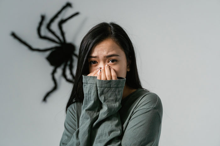Woman Mocks Relative&rsquo;s Fear Of Their Toxic Uncle For Years, Panics When A Clown Starts Chasing Her