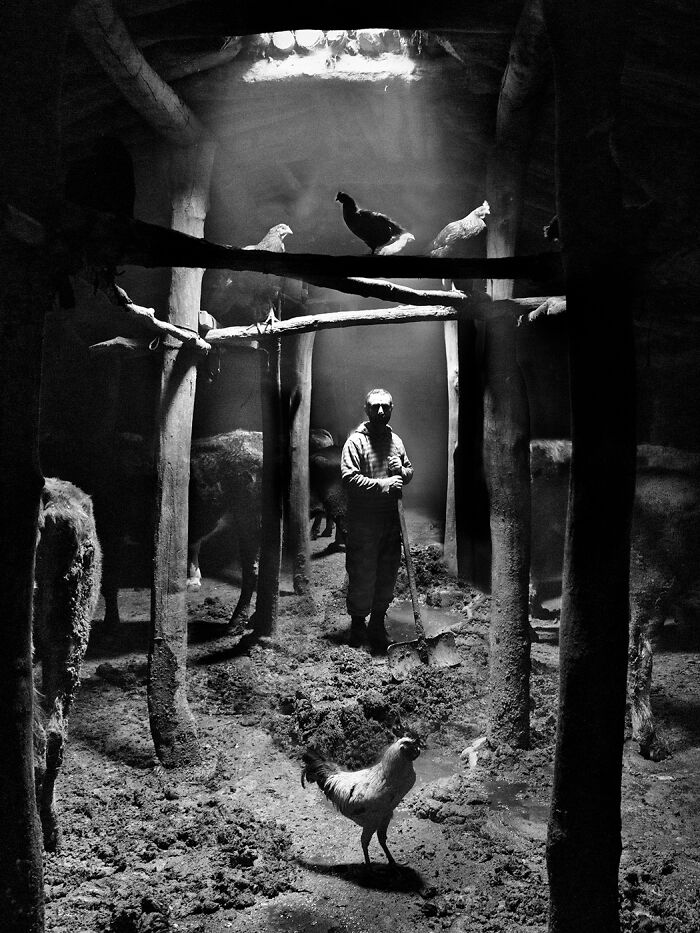 Oliver Klink’s ‘Where The Earth Remembers’ Captures Europe’s Vanishing Rural Traditions (19 Pics) Oliver Klink’s ‘Where The Earth Remembers’ Captures Europe’s Vanishing Rural Traditions (19 Pics)
