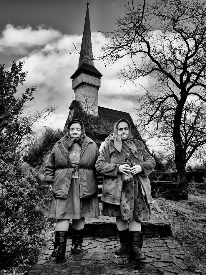 Oliver Klink’s ‘Where The Earth Remembers’ Captures Europe’s Vanishing Rural Traditions (19 Pics) Oliver Klink’s ‘Where The Earth Remembers’ Captures Europe’s Vanishing Rural Traditions (19 Pics)