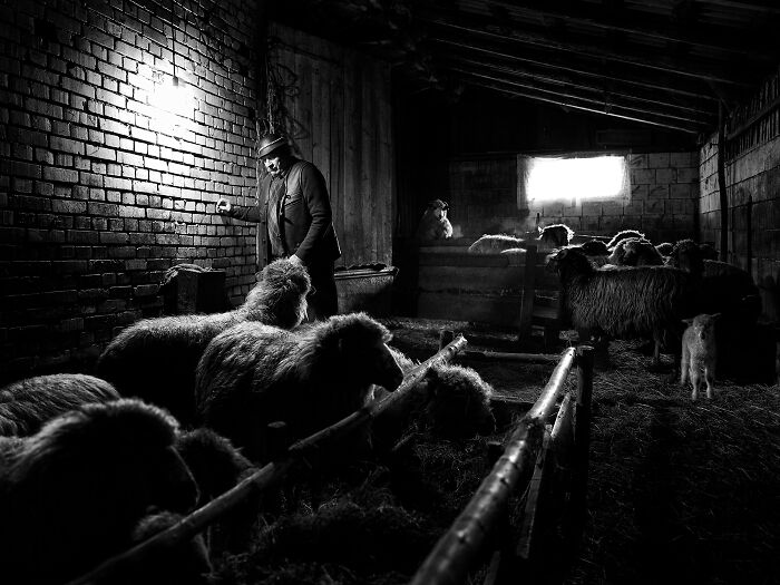 Oliver Klink’s ‘Where The Earth Remembers’ Captures Europe’s Vanishing Rural Traditions (19 Pics) Oliver Klink’s ‘Where The Earth Remembers’ Captures Europe’s Vanishing Rural Traditions (19 Pics)