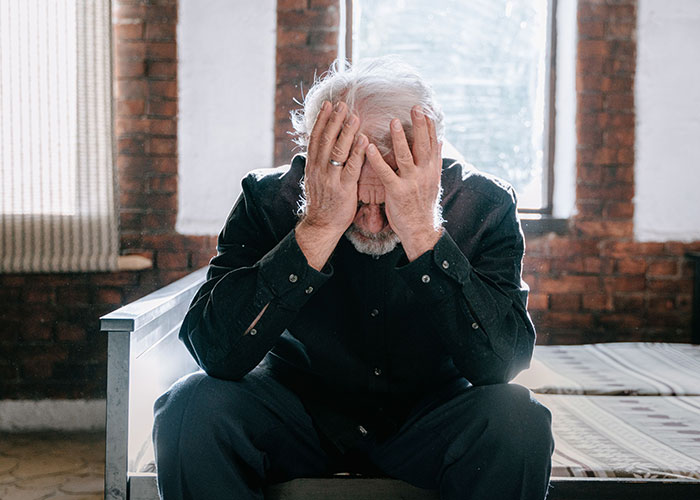 Experts Warn Of Commonly Dismissed Dementia Symptoms That Can Surface 15 Years Before Doctors Catch It Experts Warn Of Commonly Dismissed Dementia Symptoms That Can Surface 15 Years Before Doctors Catch It