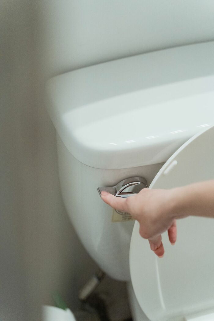 50 People Who Immediately Regretted Accepting An Invitation To Someone’s House