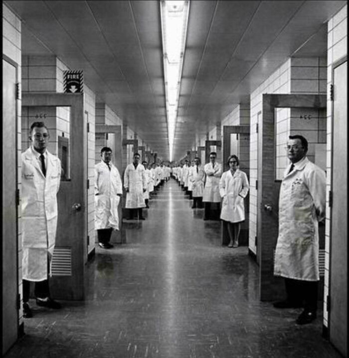 77 Creepy Images That Might Be Your Tonight&rsquo;s Nightmare Fuel