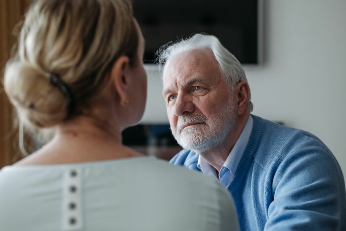 &ldquo;Never Again&rdquo;: 42 People Discuss Whether Or Not They Regret Their Age-Gap Relationships