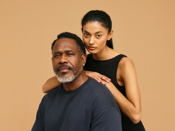 &ldquo;Never Again&rdquo;: 42 People Discuss Whether Or Not They Regret Their Age-Gap Relationships