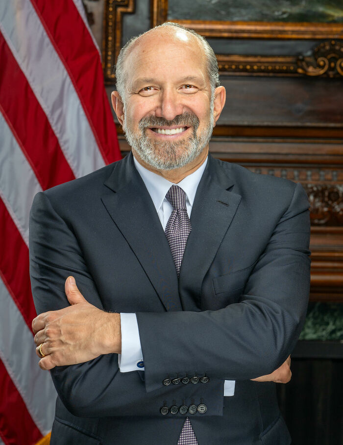 Howard Lutnick: Bio And Career Highlights Howard Lutnick: Bio And Career Highlights