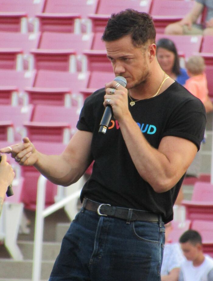 Dan Reynolds: Bio And Career Highlights Dan Reynolds: Bio And Career Highlights