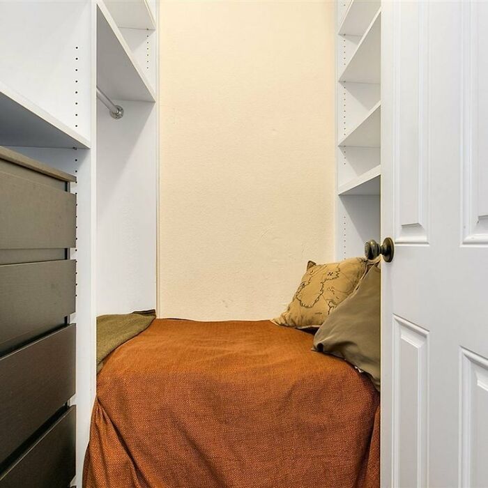 82 Unhinged Real Estate Listings That Were More Of A Warning Than An Invitation 82 Unhinged Real Estate Listings That Were More Of A Warning Than An Invitation