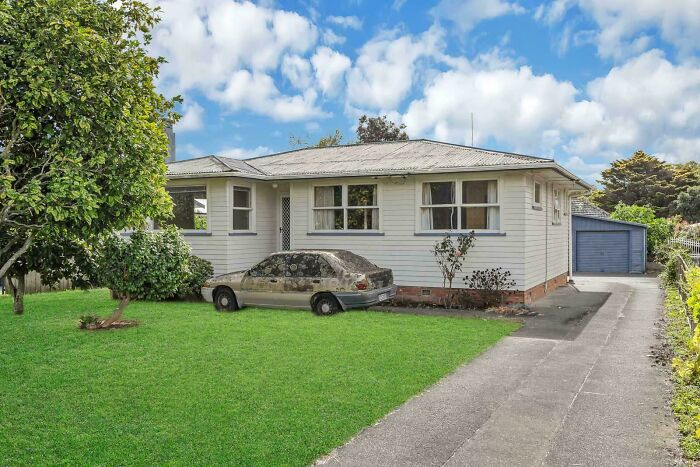 82 Unhinged Real Estate Listings That Were More Of A Warning Than An Invitation 82 Unhinged Real Estate Listings That Were More Of A Warning Than An Invitation