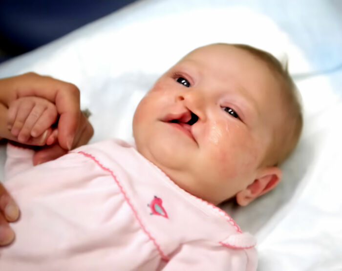 Gay Couple’s Surrogacy Journey Turns Into Ugly Feud After They Sue Woman Who Carried Their Son Gay Couple’s Surrogacy Journey Turns Into Ugly Feud After They Sue Woman Who Carried Their Son