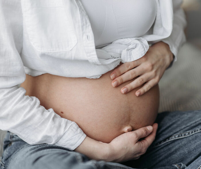 Gay Couple’s Surrogacy Journey Turns Into Ugly Feud After They Sue Woman Who Carried Their Son Gay Couple’s Surrogacy Journey Turns Into Ugly Feud After They Sue Woman Who Carried Their Son