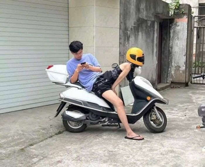 78 Real Life Optical Illusion That Will Leave Your Brain Shaken, Not Stirred 78 Real Life Optical Illusion That Will Leave Your Brain Shaken, Not Stirred