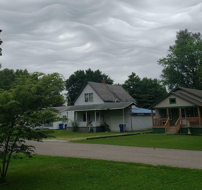 78 Real Life Optical Illusion That Will Leave Your Brain Shaken, Not Stirred 78 Real Life Optical Illusion That Will Leave Your Brain Shaken, Not Stirred