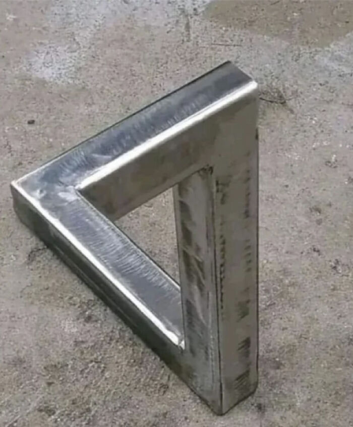 78 Real Life Optical Illusion That Will Leave Your Brain Shaken, Not Stirred 78 Real Life Optical Illusion That Will Leave Your Brain Shaken, Not Stirred