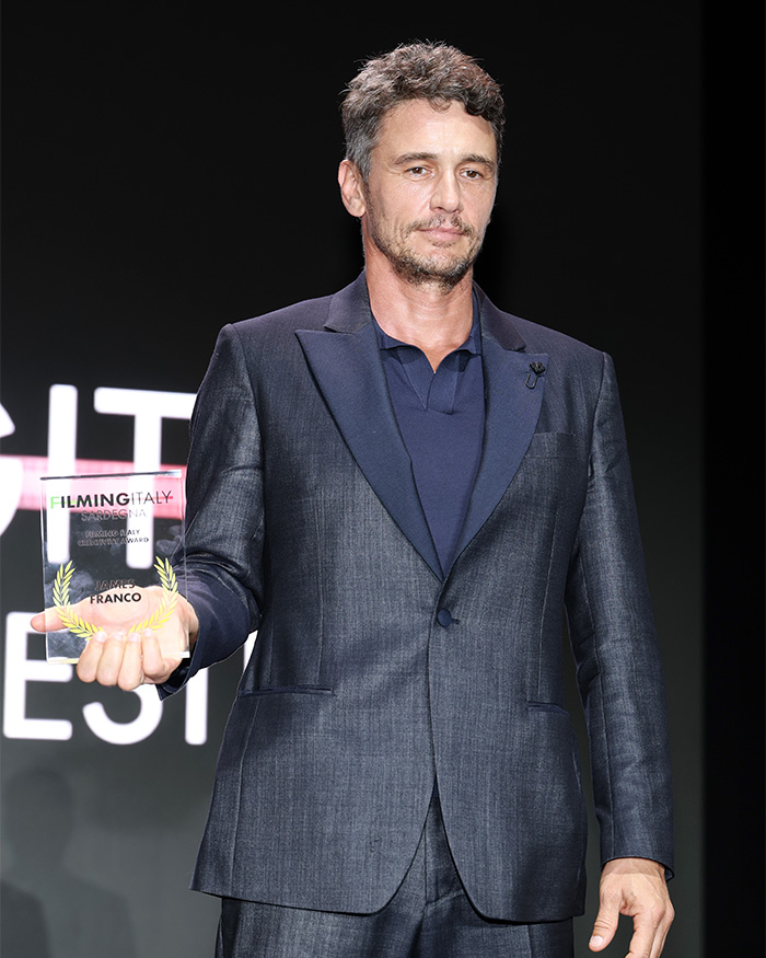 Following “Strange” Alien Reveal, Fans Point Out Error In James Franco’s Video Meant To Prove His Encounter Following “Strange” Alien Reveal, Fans Point Out Error In James Franco’s Video Meant To Prove His Encounter