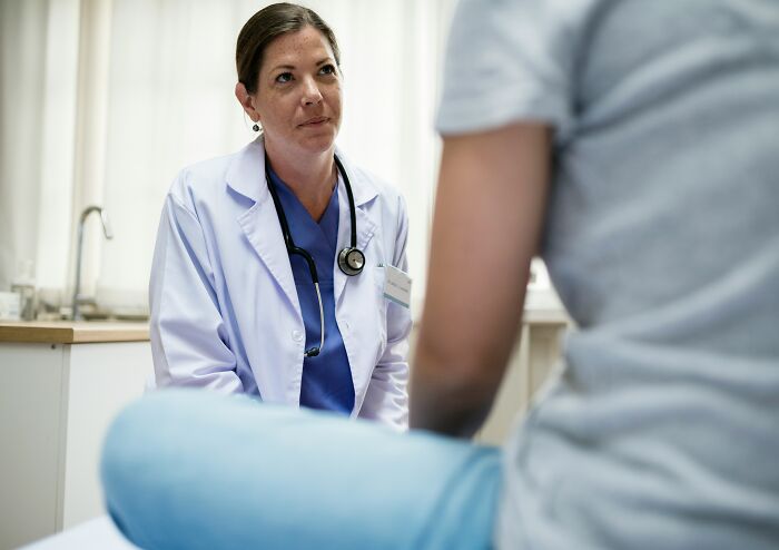 “Young Girls Get This As A Punishment”: 74 Women Share Their Worst Experiences At The Gynecologist “Young Girls Get This As A Punishment”: 74 Women Share Their Worst Experiences At The Gynecologist