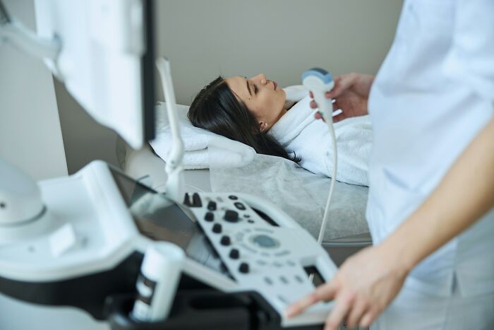 “Young Girls Get This As A Punishment”: 74 Women Share Their Worst Experiences At The Gynecologist “Young Girls Get This As A Punishment”: 74 Women Share Their Worst Experiences At The Gynecologist