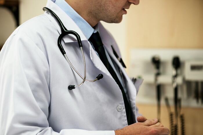 “Young Girls Get This As A Punishment”: 74 Women Share Their Worst Experiences At The Gynecologist “Young Girls Get This As A Punishment”: 74 Women Share Their Worst Experiences At The Gynecologist