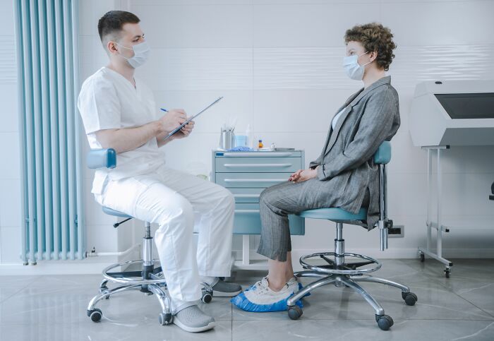 “Young Girls Get This As A Punishment”: 74 Women Share Their Worst Experiences At The Gynecologist “Young Girls Get This As A Punishment”: 74 Women Share Their Worst Experiences At The Gynecologist