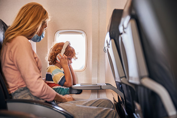 Woman Shuts Down Entitled Seat Thief In A Hilariously Unhinged Way: “Plane Seat Bandit Finally Happened To Me” Woman Shuts Down Entitled Seat Thief In A Hilariously Unhinged Way: “Plane Seat Bandit Finally Happened To Me”