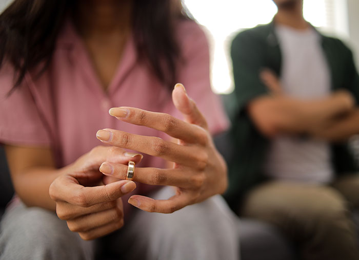 Woman Turns Sister’s Life Upside Down, Can’t Believe She Won’t Forgive Her: “She’ll Never Suffer Enough” Woman Turns Sister’s Life Upside Down, Can’t Believe She Won’t Forgive Her: “She’ll Never Suffer Enough”