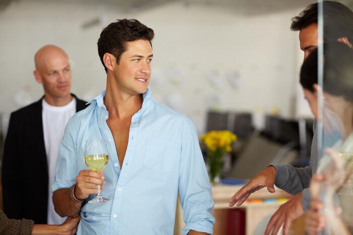 33 Jobs Guys Have That Make Women Swipe Left Before The First Date 33 Jobs Guys Have That Make Women Swipe Left Before The First Date