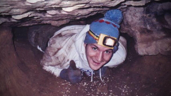 Cave Rescuer Describes What He Saw When He Reached The Man Trapped Headfirst In Nutty Putty Cave Cave Rescuer Describes What He Saw When He Reached The Man Trapped Headfirst In Nutty Putty Cave