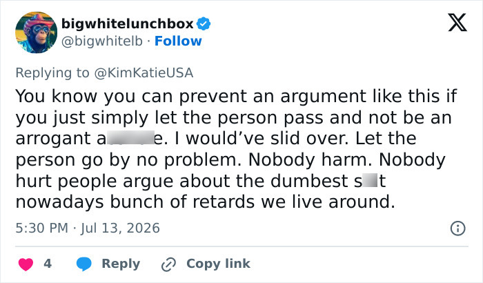 Cyclist Karen Tries To Shame Man Just For Walking His Dogs On The Sidewalk, But It Epically Backfires Cyclist Karen Tries To Shame Man Just For Walking His Dogs On The Sidewalk, But It Epically Backfires