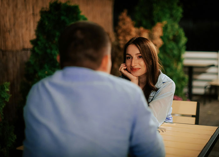 “Bum‑Maxxing” Sparks Concern As Experts Say It Drives Men Toward Their Worst Selves “Bum‑Maxxing” Sparks Concern As Experts Say It Drives Men Toward Their Worst Selves
