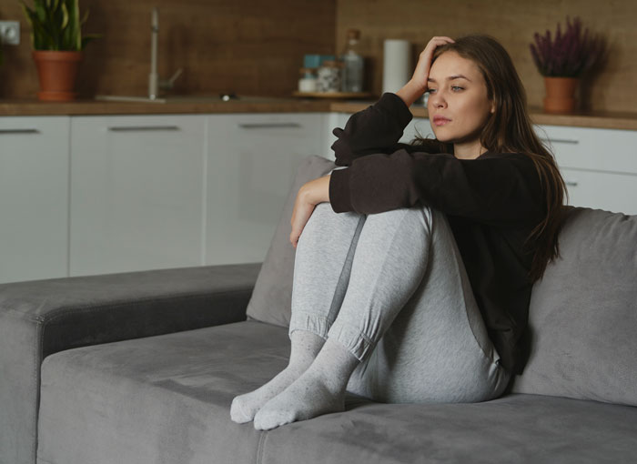 Woman Is Uncomfortable With Boyfriend’s Female Best Friend, Finds Out They’re Much More Than That Woman Is Uncomfortable With Boyfriend’s Female Best Friend, Finds Out They’re Much More Than That