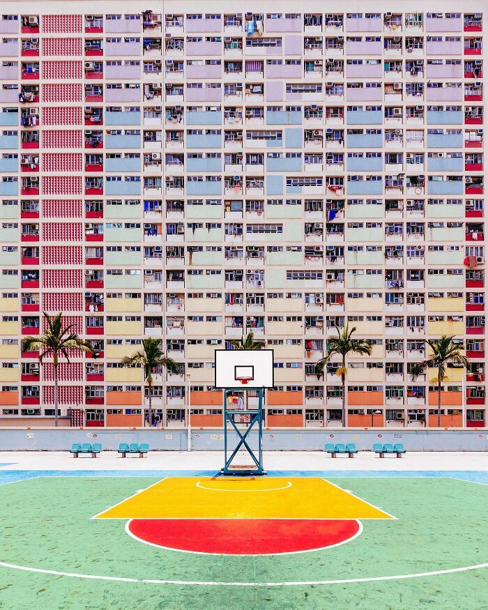 This Photographer Turns 71 Must-See Architectural Locations Into Perfectly Composed Images This Photographer Turns 71 Must-See Architectural Locations Into Perfectly Composed Images