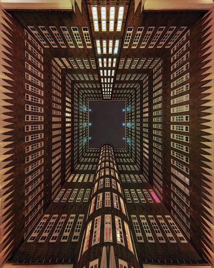 This Photographer Turns 71 Must-See Architectural Locations Into Perfectly Composed Images This Photographer Turns 71 Must-See Architectural Locations Into Perfectly Composed Images