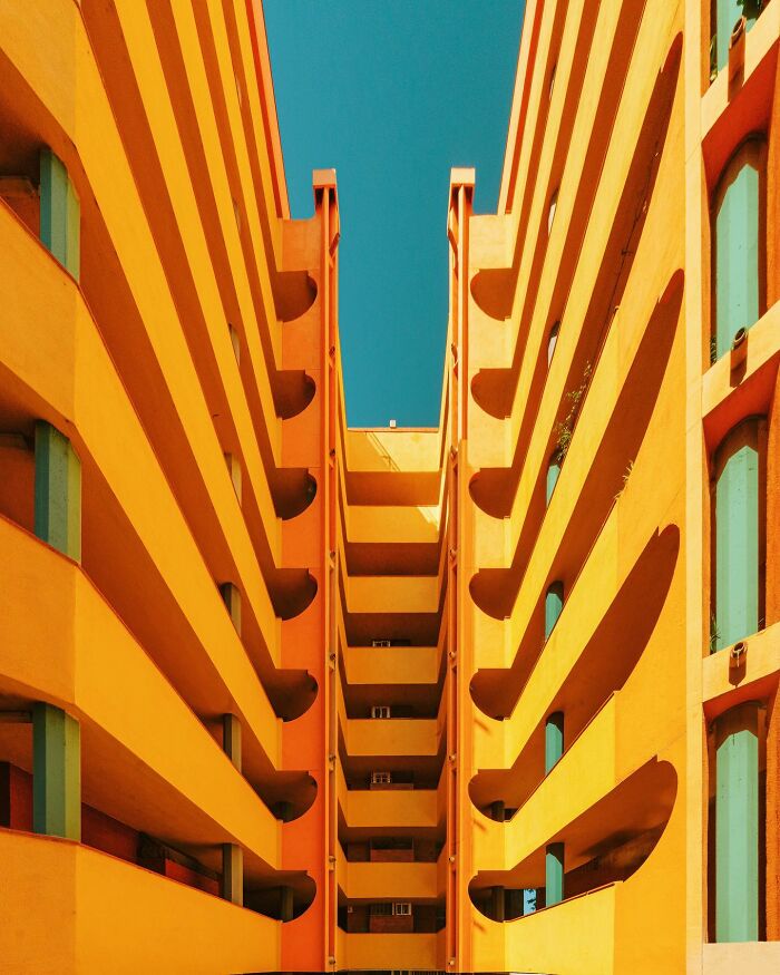 This Photographer Turns 71 Must-See Architectural Locations Into Perfectly Composed Images This Photographer Turns 71 Must-See Architectural Locations Into Perfectly Composed Images