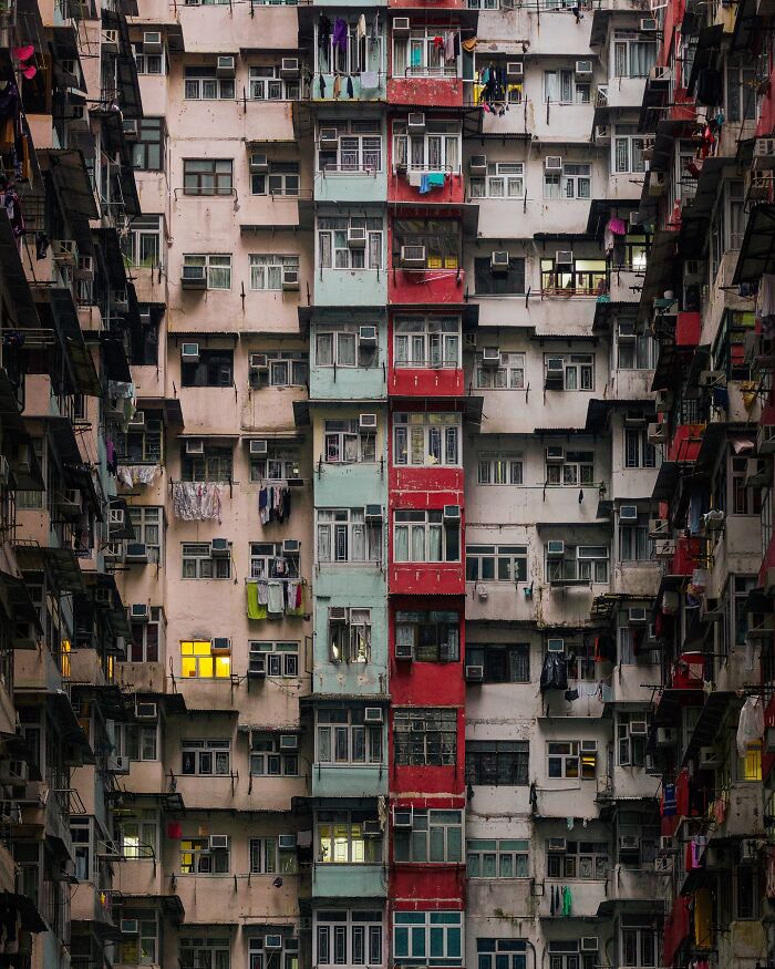 This Photographer Turns 71 Must-See Architectural Locations Into Perfectly Composed Images This Photographer Turns 71 Must-See Architectural Locations Into Perfectly Composed Images
