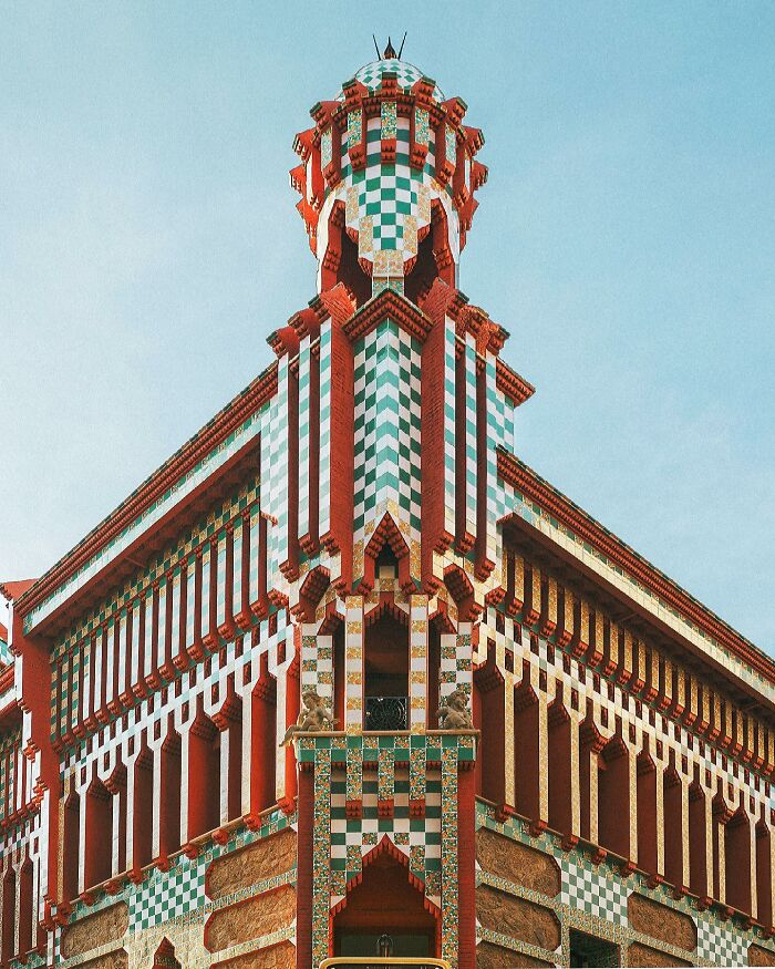 This Photographer Turns 71 Must-See Architectural Locations Into Perfectly Composed Images This Photographer Turns 71 Must-See Architectural Locations Into Perfectly Composed Images