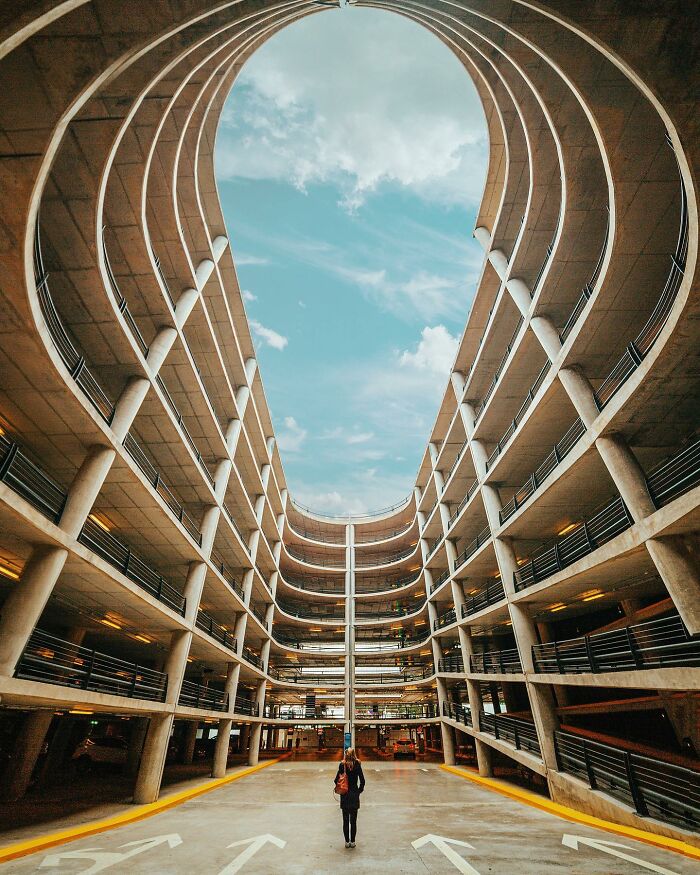 This Photographer Turns 71 Must-See Architectural Locations Into Perfectly Composed Images This Photographer Turns 71 Must-See Architectural Locations Into Perfectly Composed Images