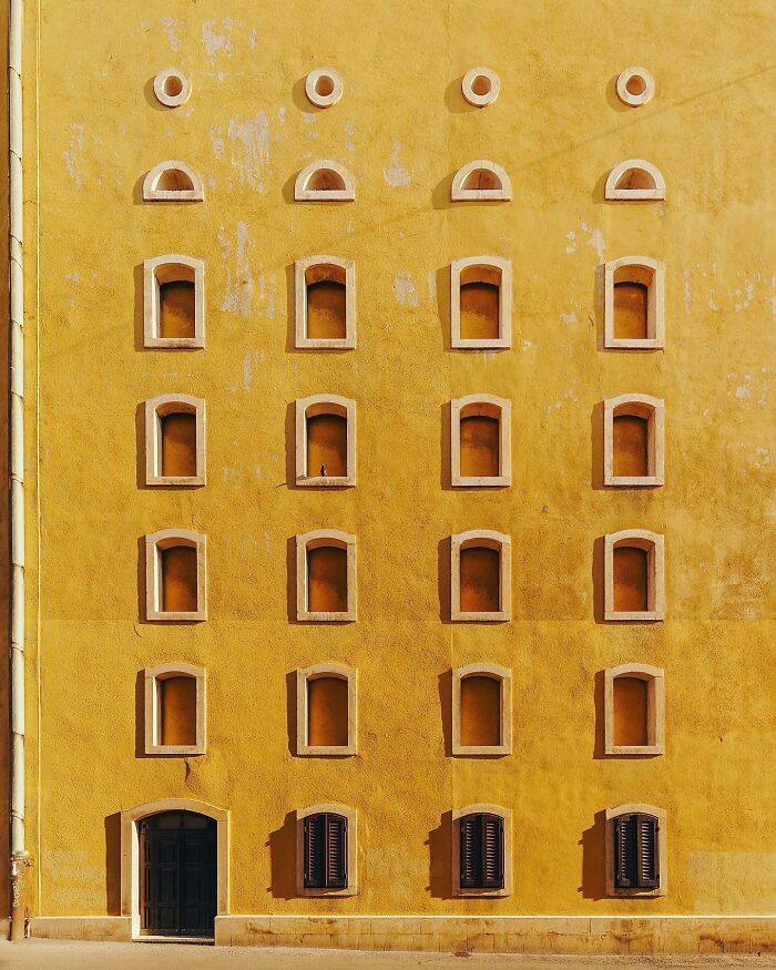 This Photographer Turns 71 Must-See Architectural Locations Into Perfectly Composed Images This Photographer Turns 71 Must-See Architectural Locations Into Perfectly Composed Images