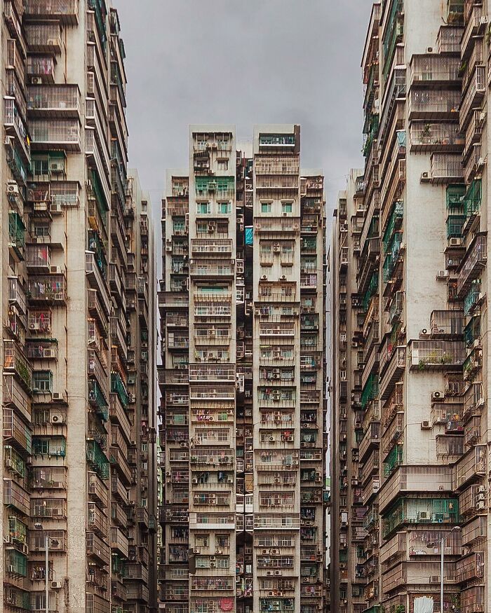This Photographer Turns 71 Must-See Architectural Locations Into Perfectly Composed Images This Photographer Turns 71 Must-See Architectural Locations Into Perfectly Composed Images