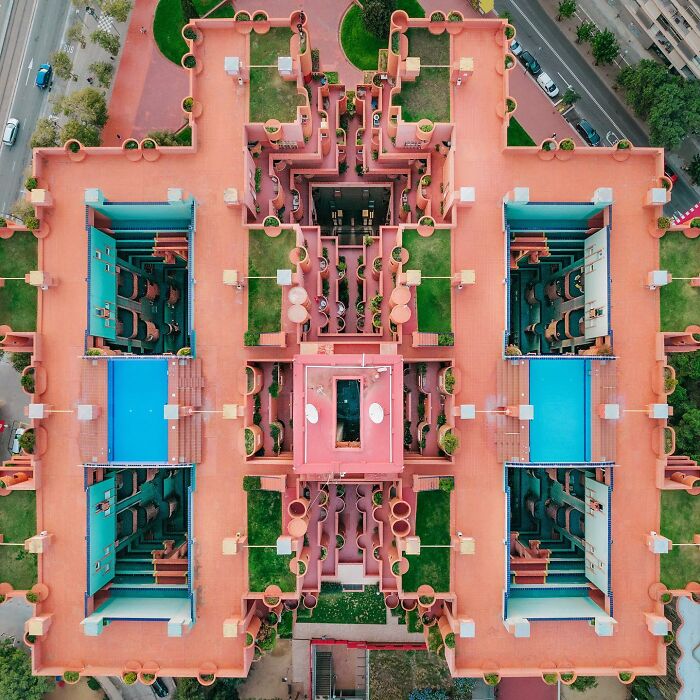 This Photographer Turns 71 Must-See Architectural Locations Into Perfectly Composed Images This Photographer Turns 71 Must-See Architectural Locations Into Perfectly Composed Images