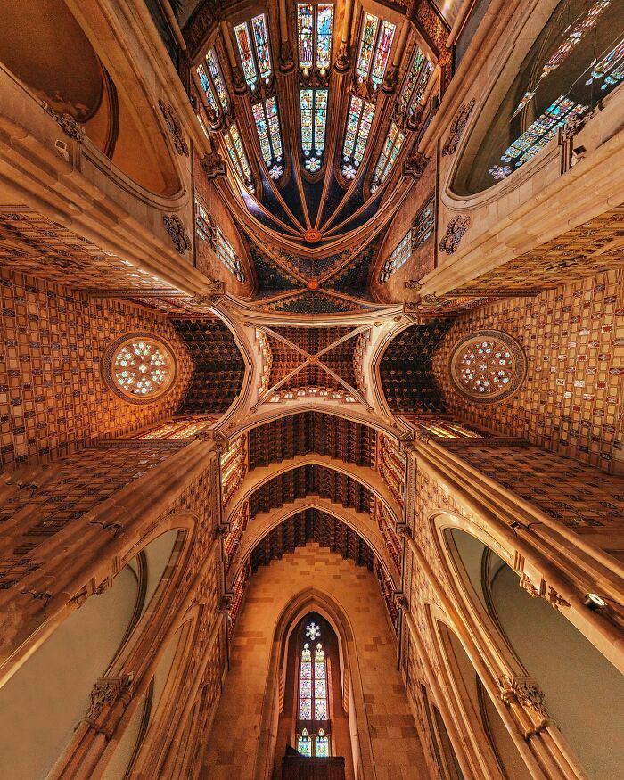 This Photographer Turns 71 Must-See Architectural Locations Into Perfectly Composed Images This Photographer Turns 71 Must-See Architectural Locations Into Perfectly Composed Images