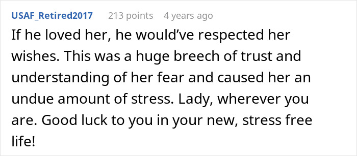Woman Leaves Husband The Day After Wedding, Mad He Smashed Her Face Into Their Reception Cake Woman Leaves Husband The Day After Wedding, Mad He Smashed Her Face Into Their Reception Cake